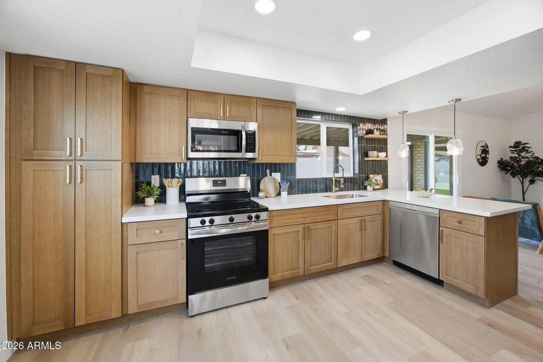 Photo of 4605 W ECHO Lane
