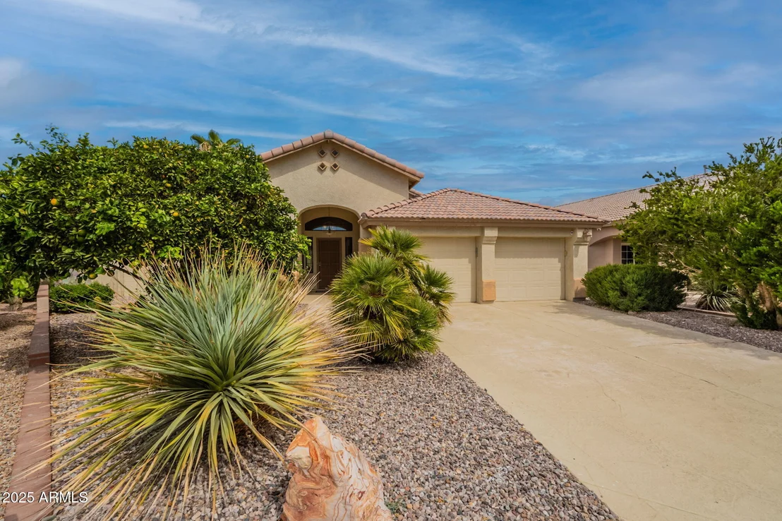 Photo of 2535 N PINNULE Circle