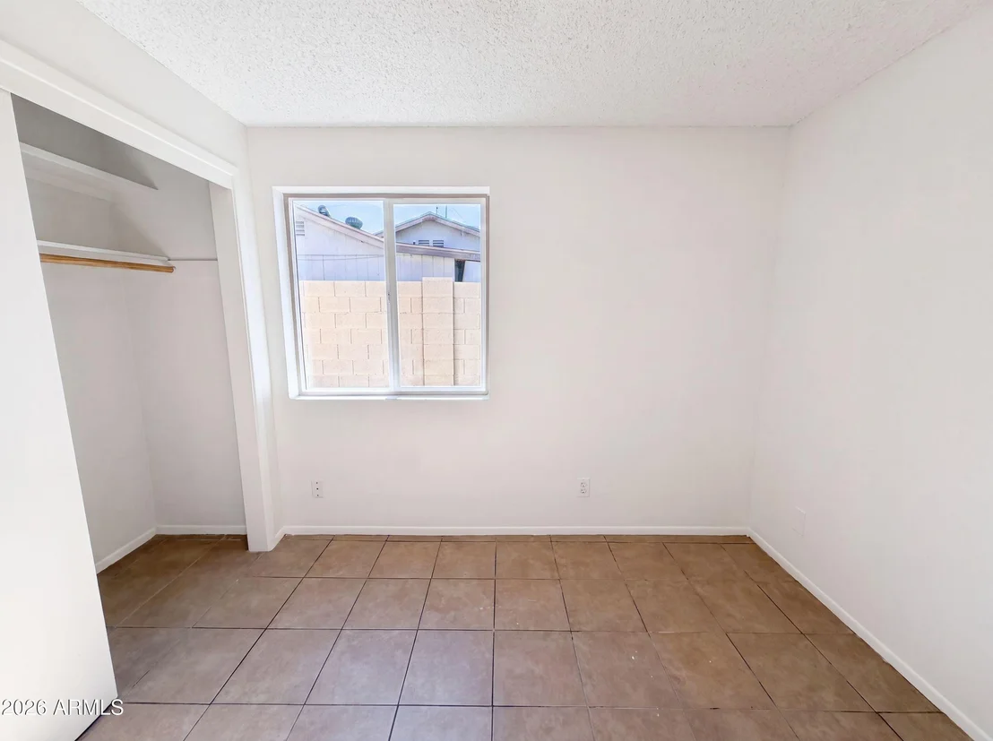 Photo of 5617 W HATCHER Road
