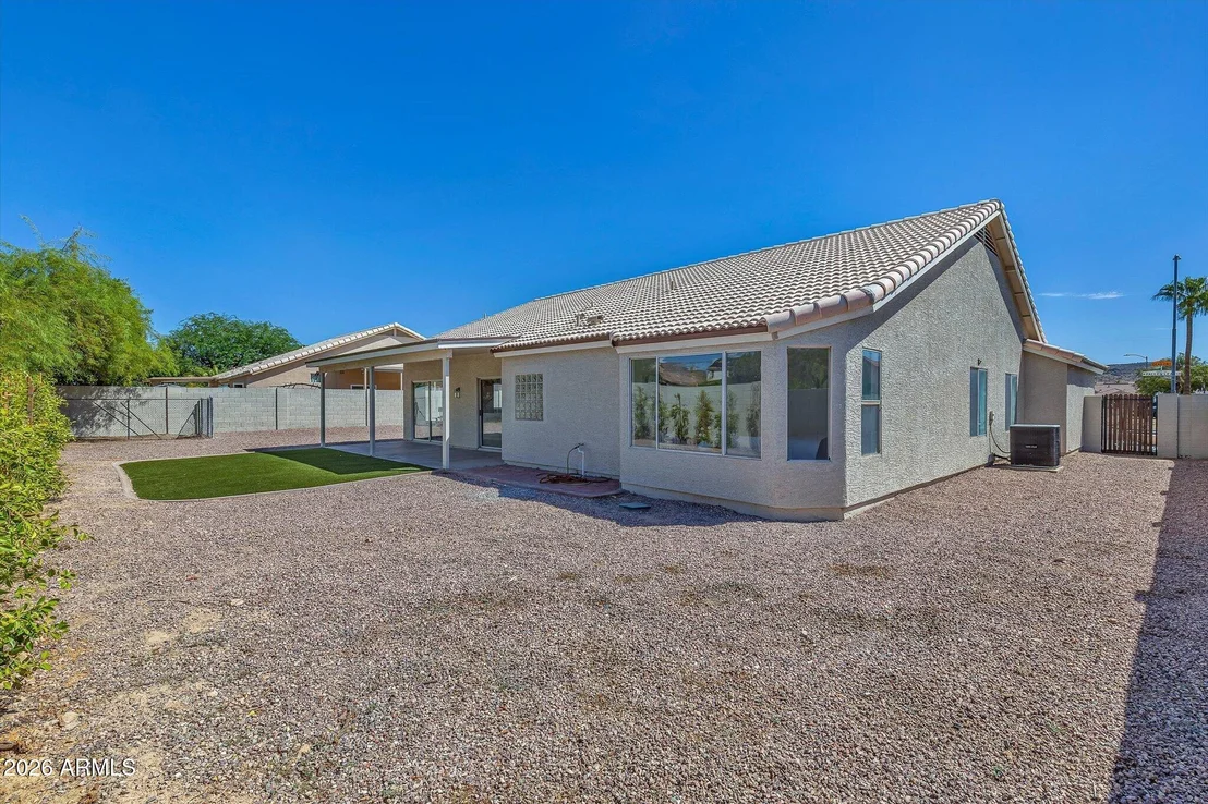 Photo of 5538 W FALLEN LEAF Lane