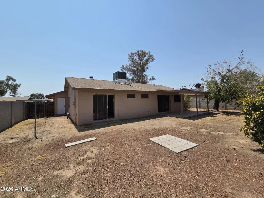 Photo of 3740 W REDFIELD Road