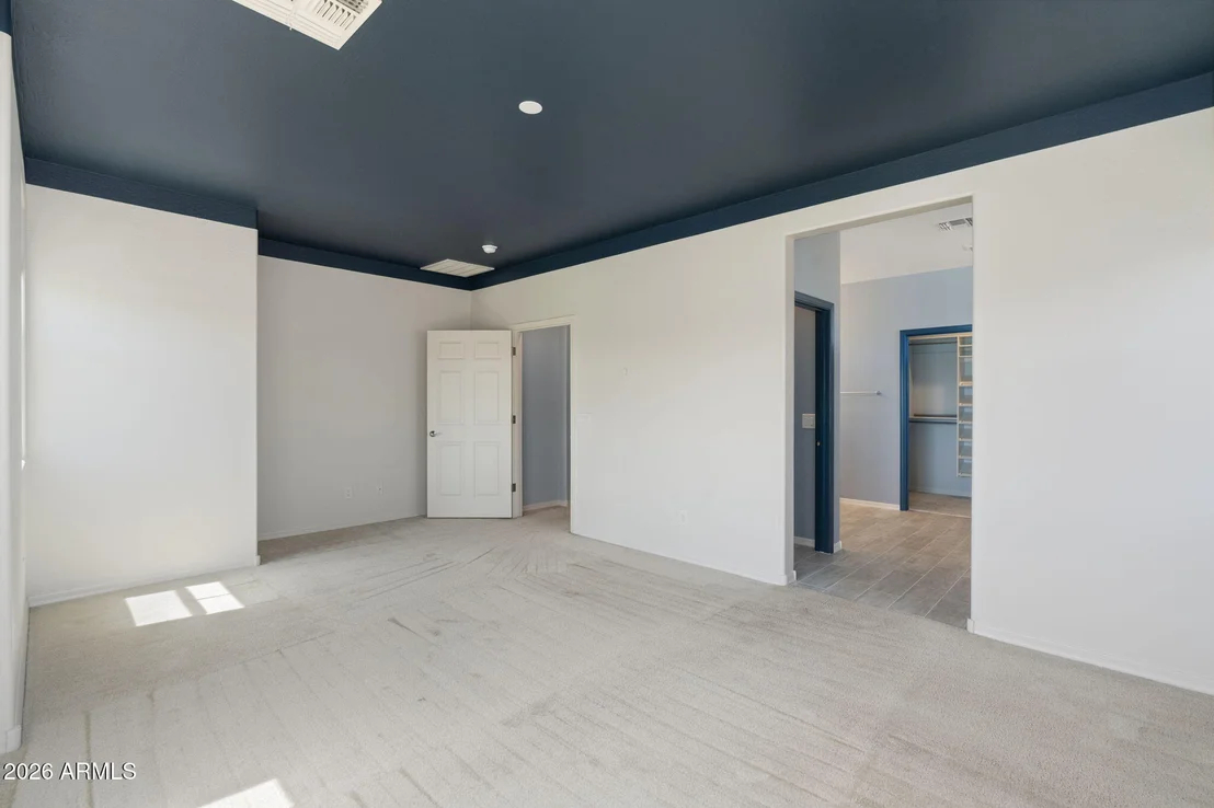 Photo of 3801 E ROBERT Street
