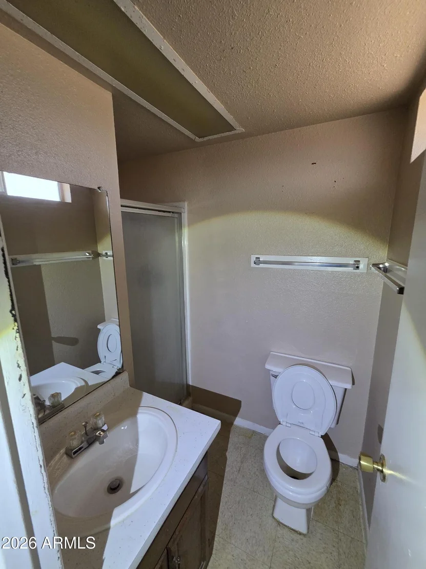 Photo of 1708 W MICHELLE Drive