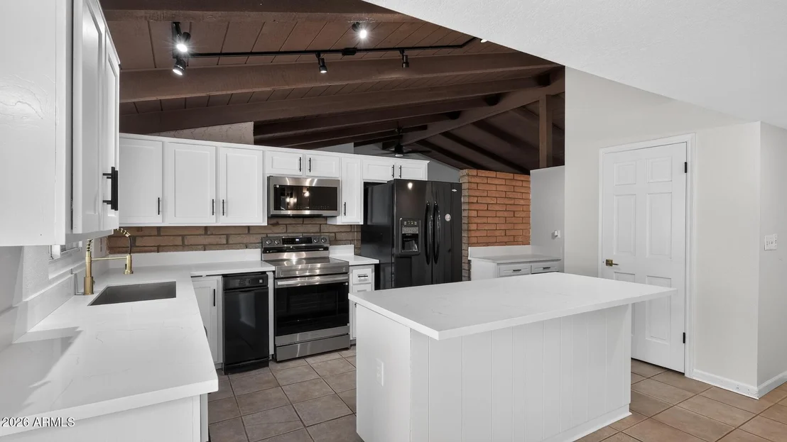Photo of 2702 S EL PARADISO --