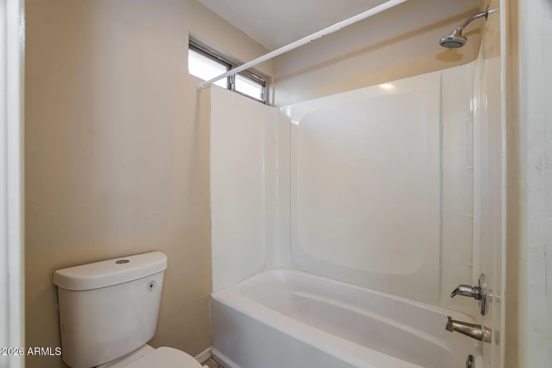 Photo of 5015 S 6TH Way