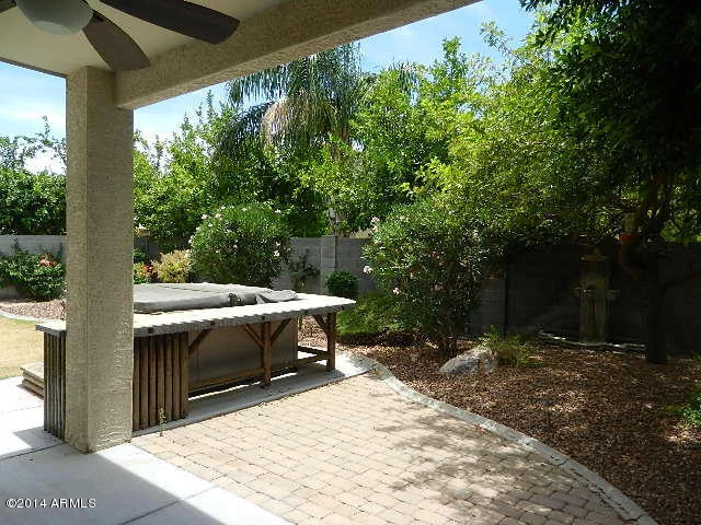 Photo of 1007 E IRMA Lane