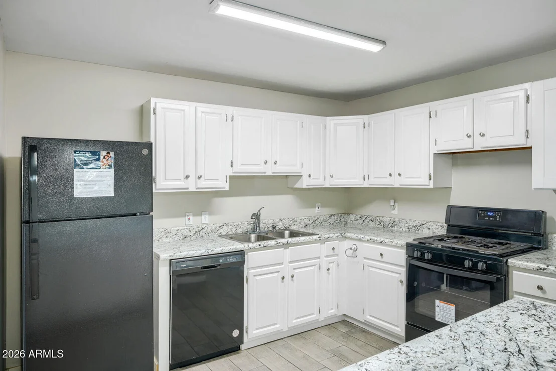 Photo of 2816 W MARSHALL Avenue