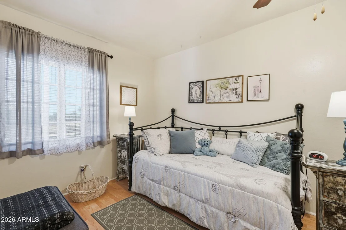 Photo of 2205 N HIGLEY Road