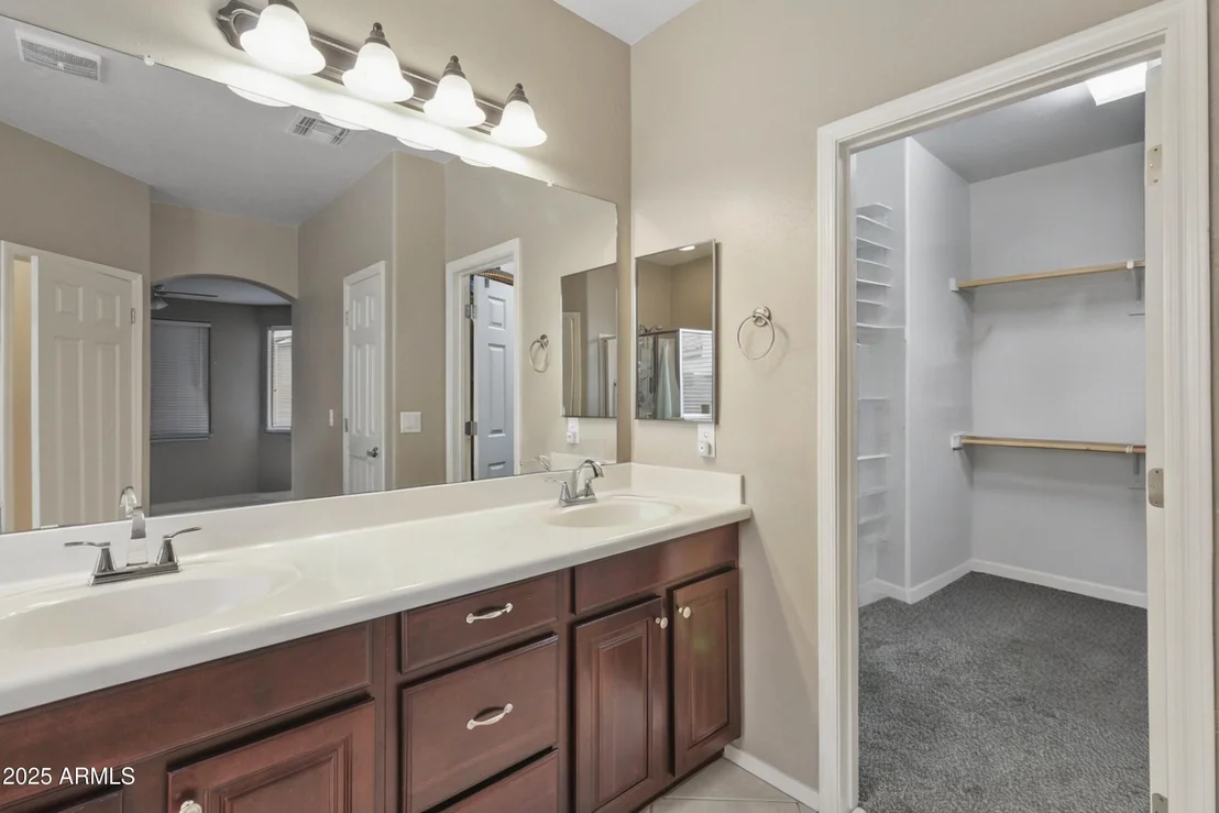 Photo of 43415 W LINDGREN Drive