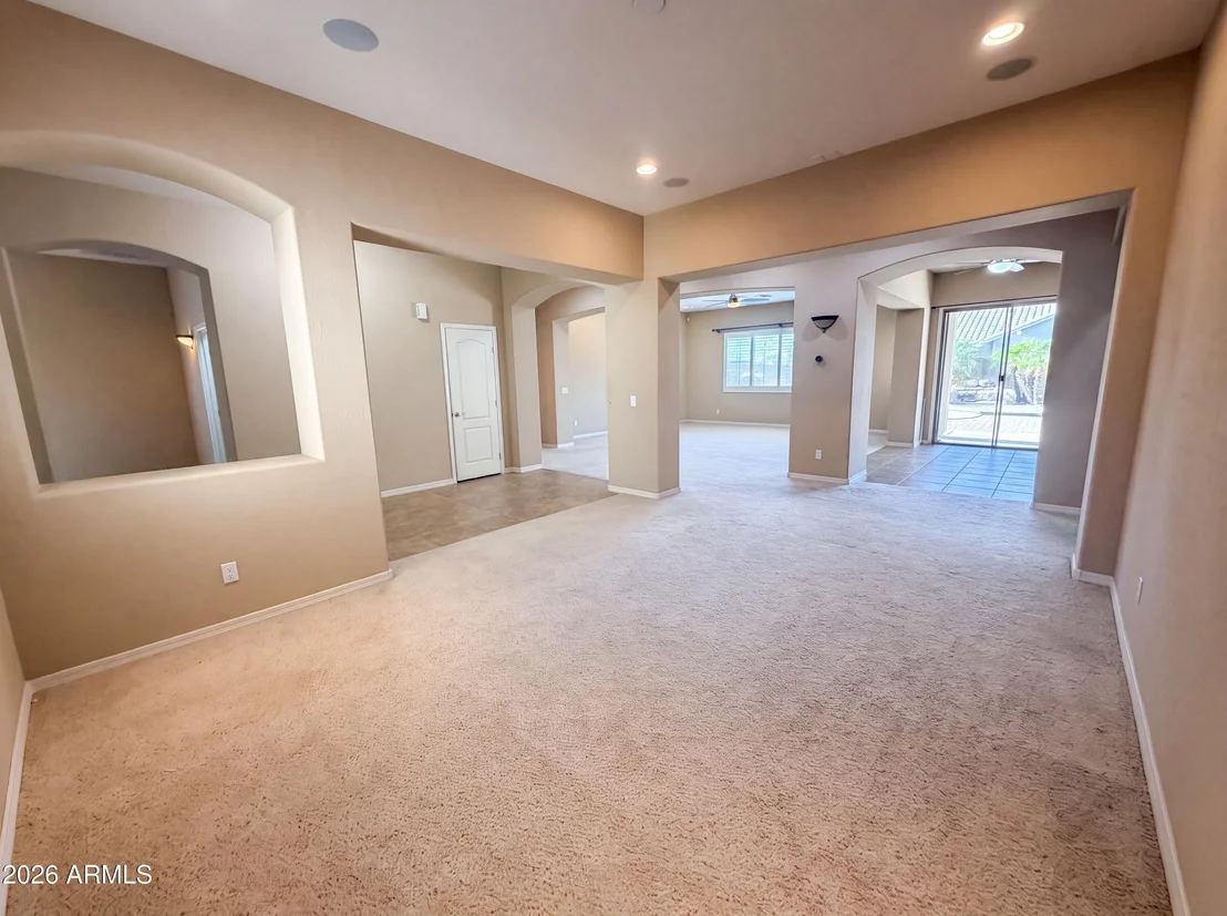 Photo of 3080 E POWELL Way
