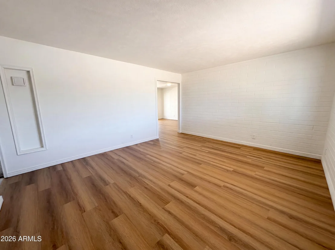 Photo of 1457 W 7TH Avenue