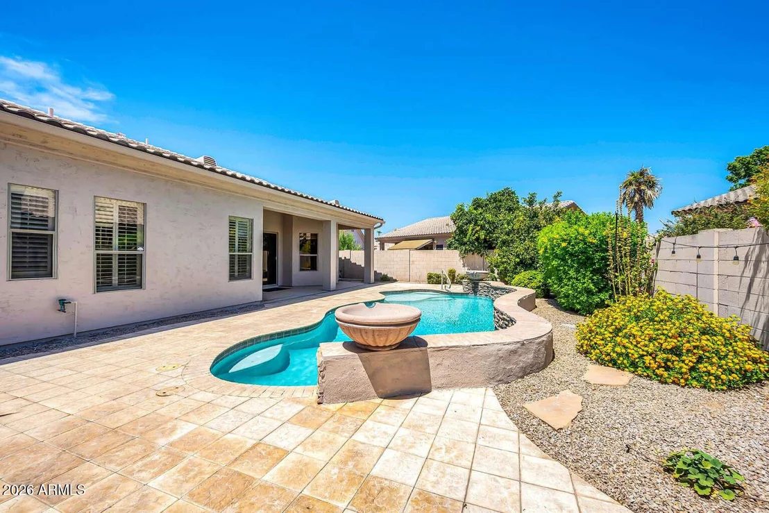 Photo of 1860 E STEPHENS Drive
