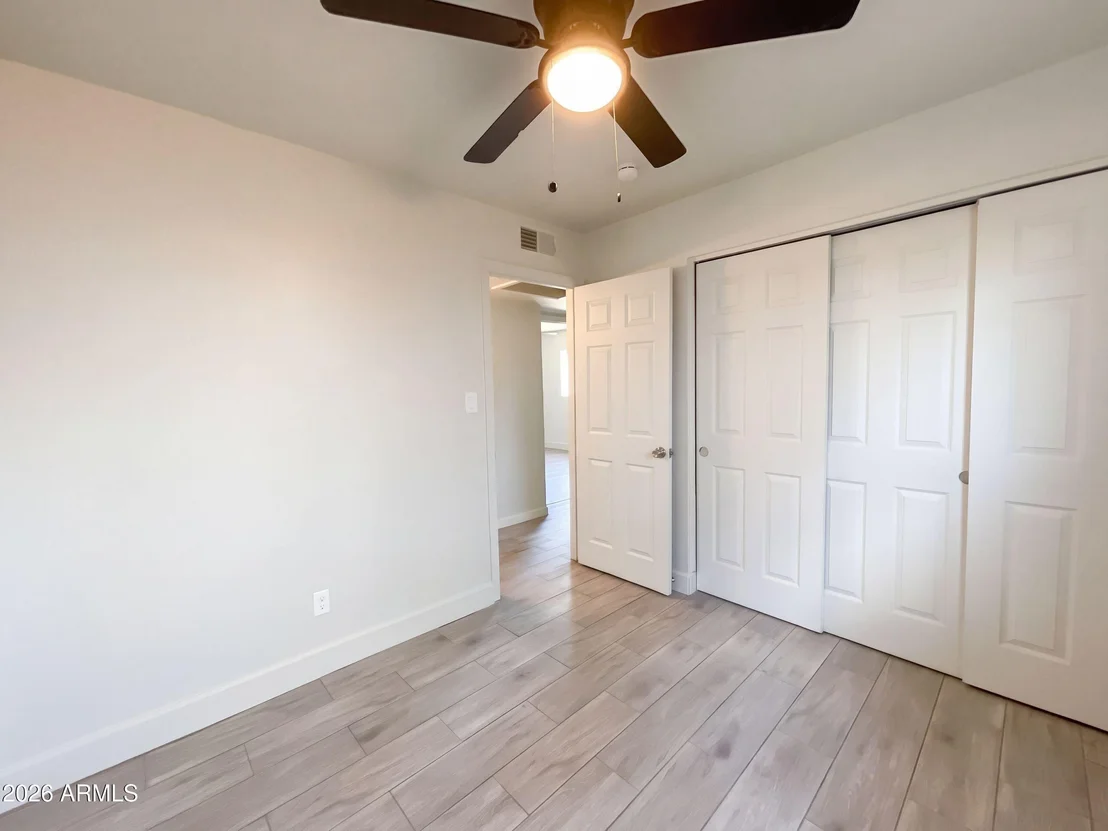 Photo of 4253 E VINEYARD Road