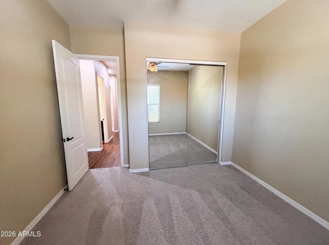Photo of 18136 W DEVONSHIRE Avenue