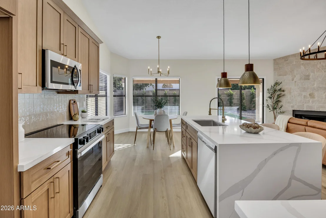Photo of 7395 W UTOPIA Road