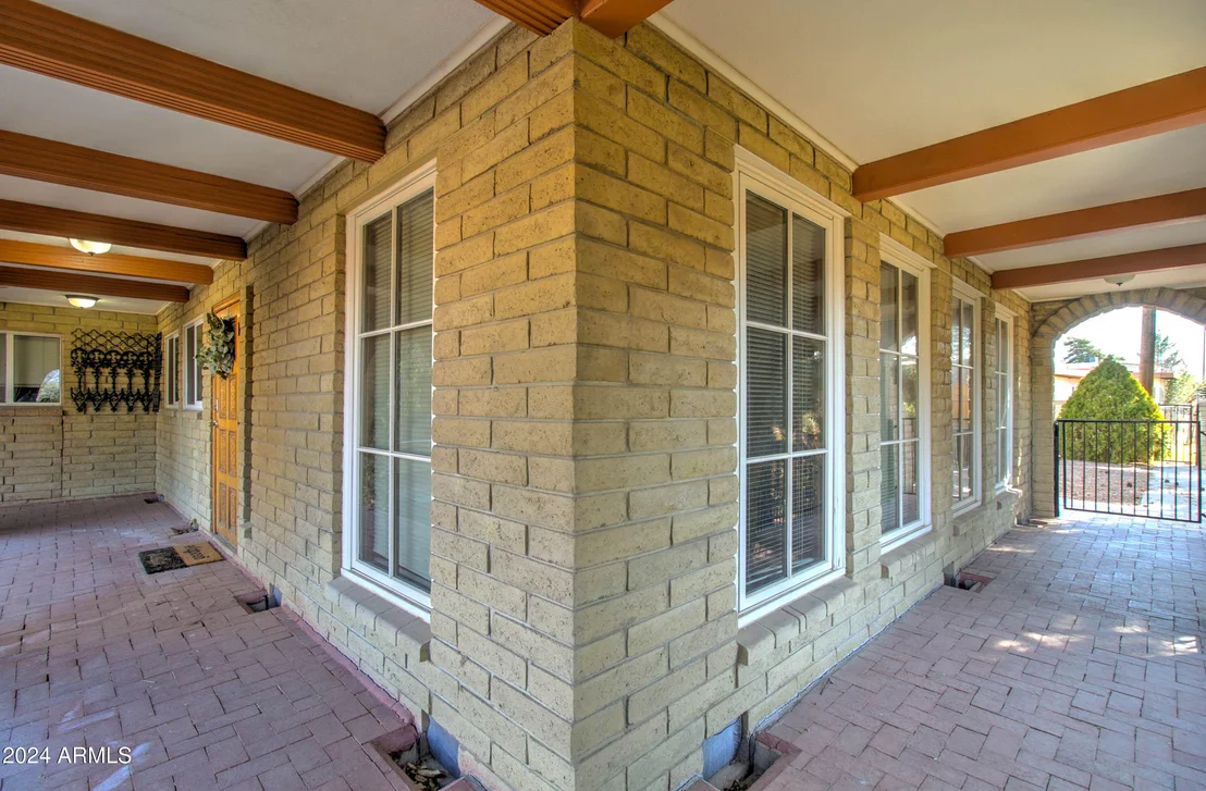 Photo of 295 E HUNTER Drive
