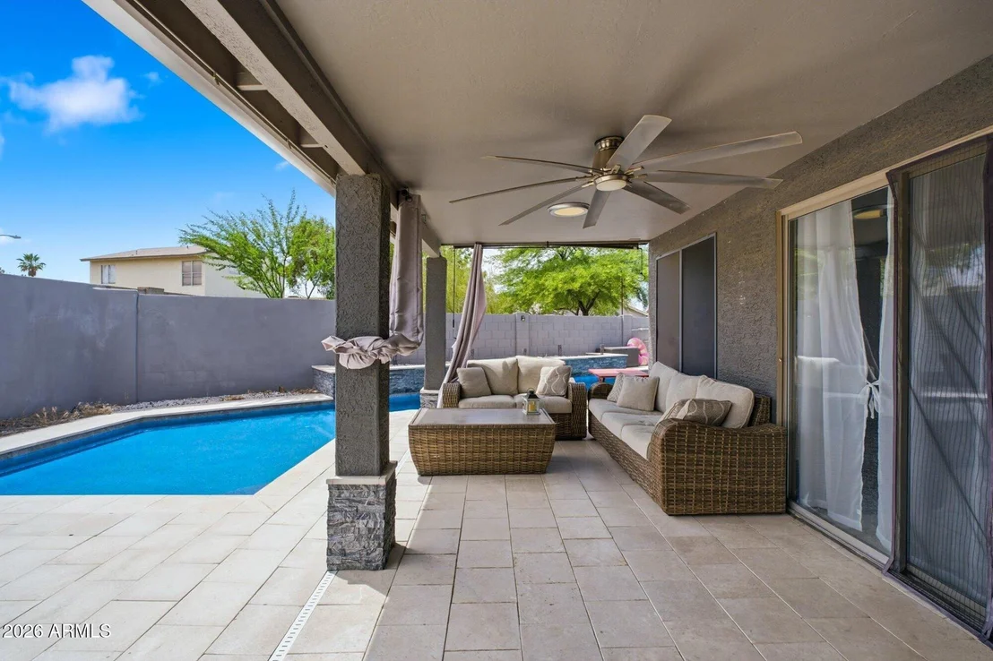 Photo of 663 E JASMINE Circle