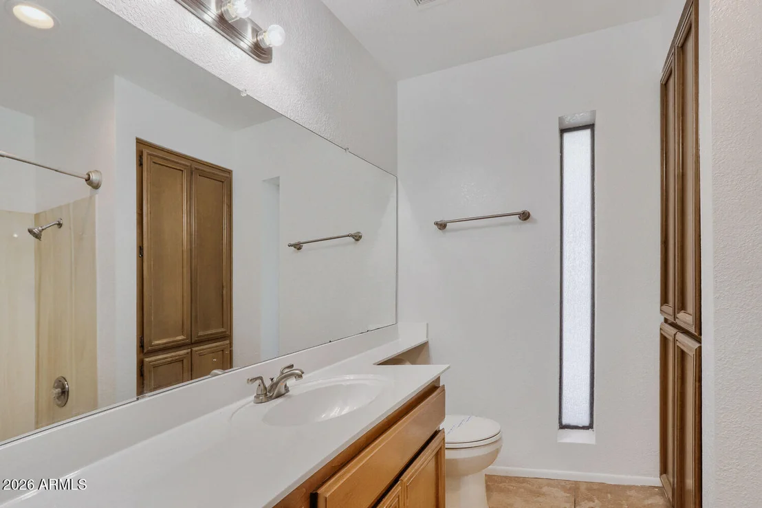 Photo of 415 W GRANDVIEW Road