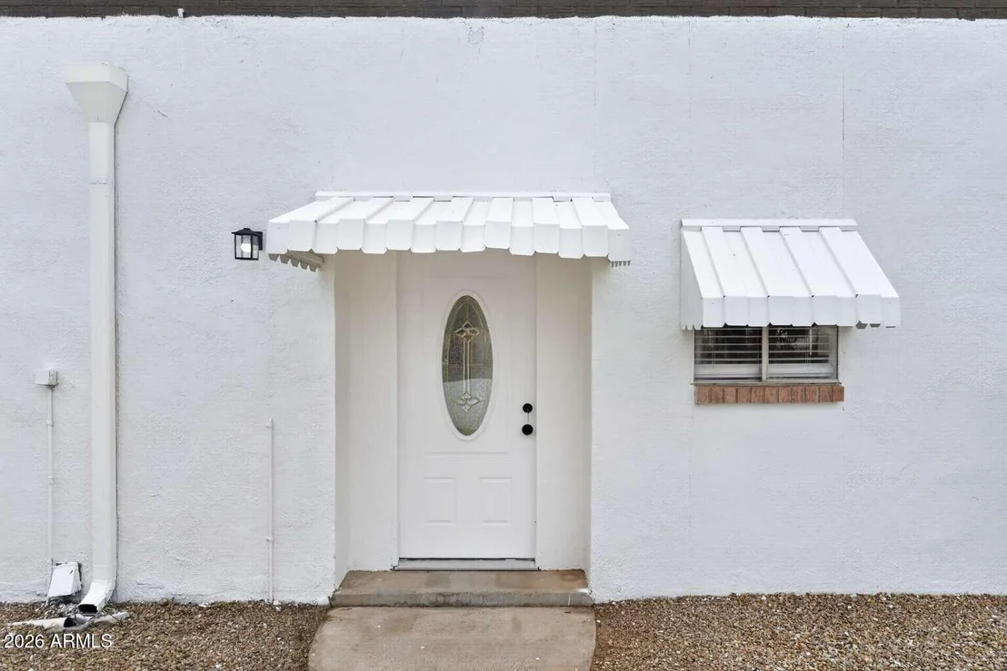 Photo of 217 N TRACY Road