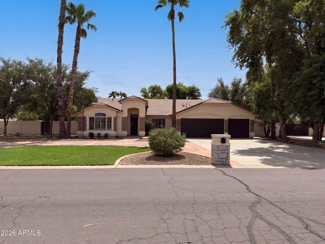 Photo of 2599 E ARROWHEAD Trail