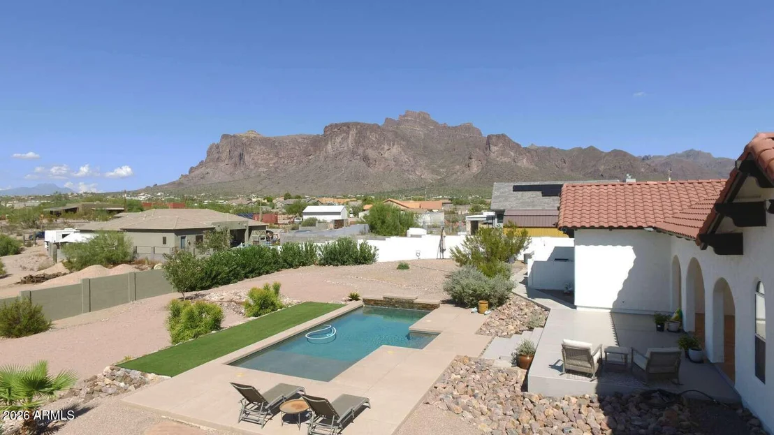 Photo of 4932 E GREASEWOOD Street