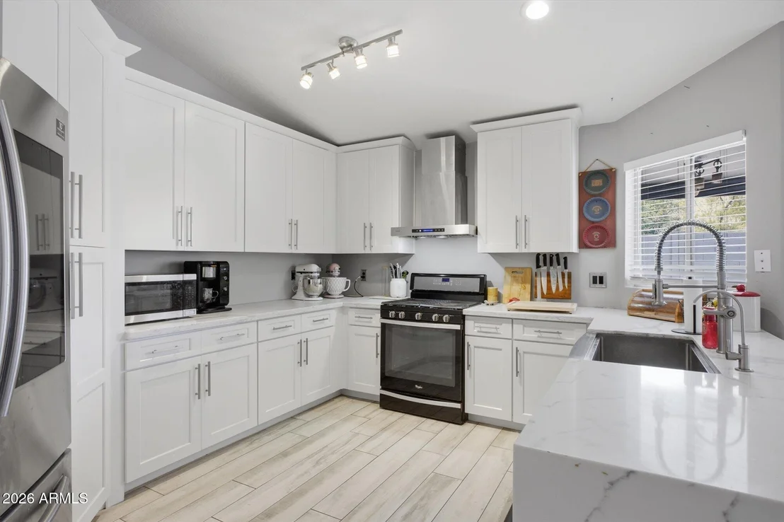 Photo of 663 E JASMINE Circle