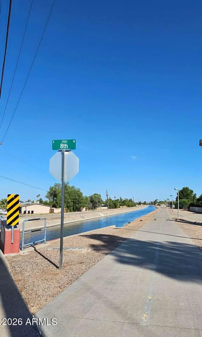 Photo of 821 N SPUR Circle