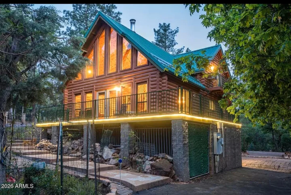 Photo of 6653 W RIDGE Road