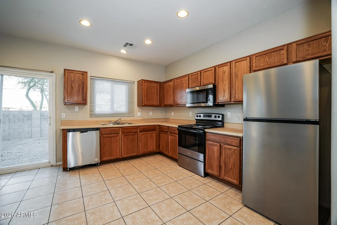 Photo of 5015 S 6TH Way