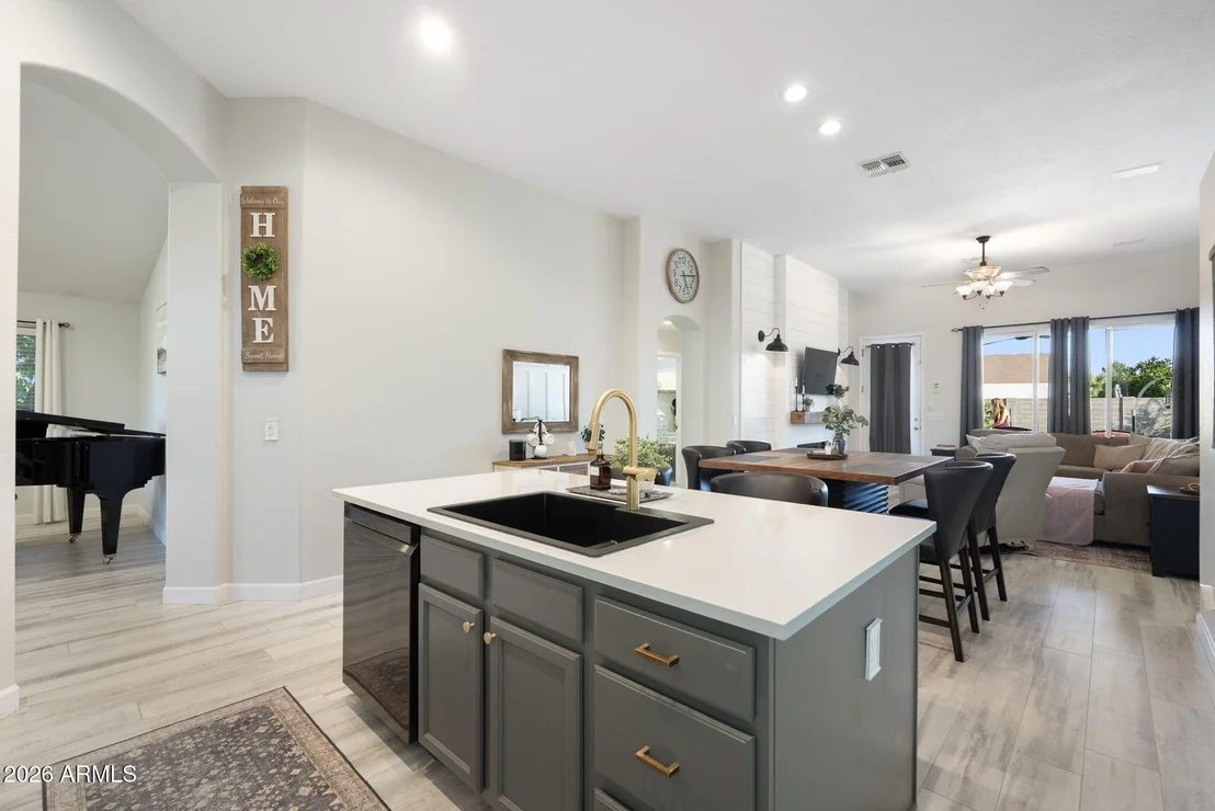 Photo of 5515 E GARNET Circle