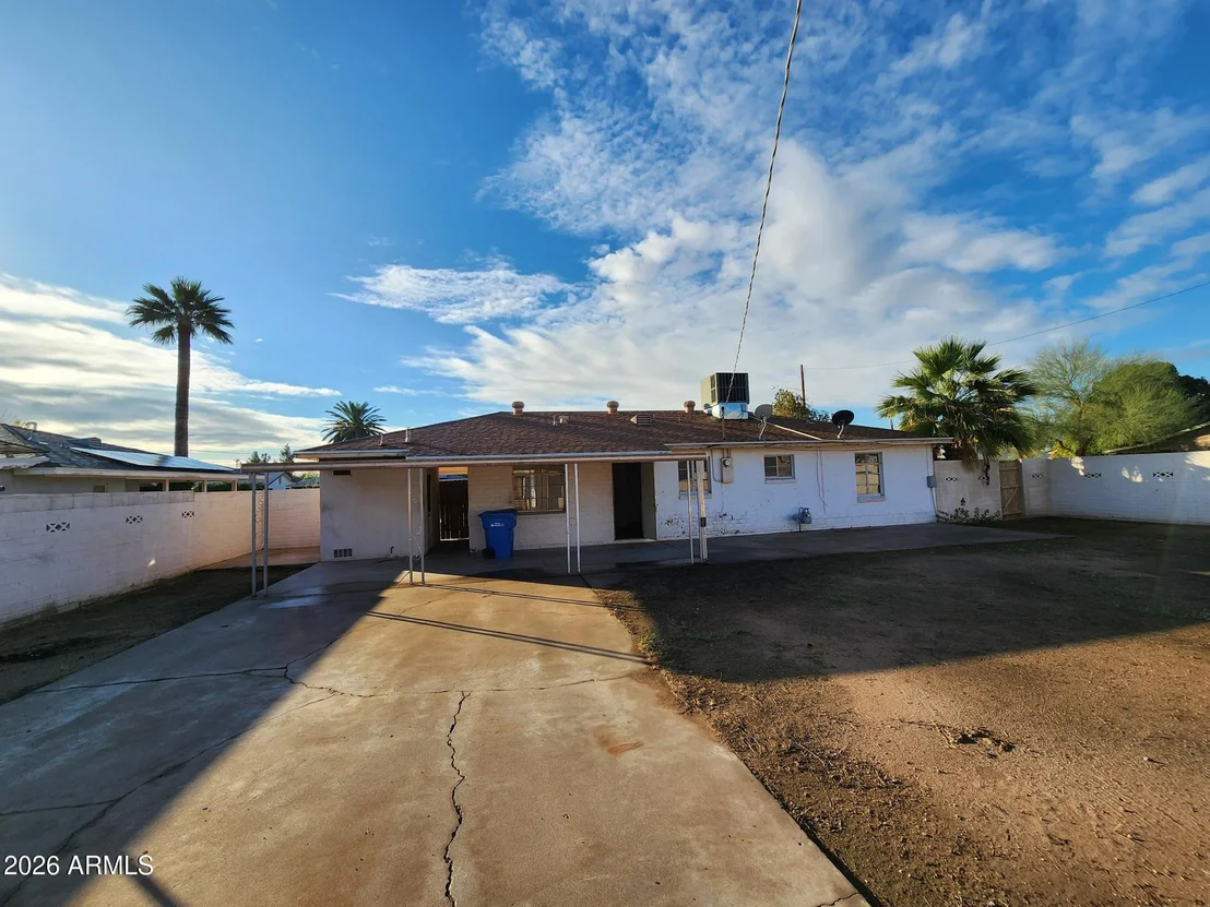 Photo of 2134 W AVALON Drive