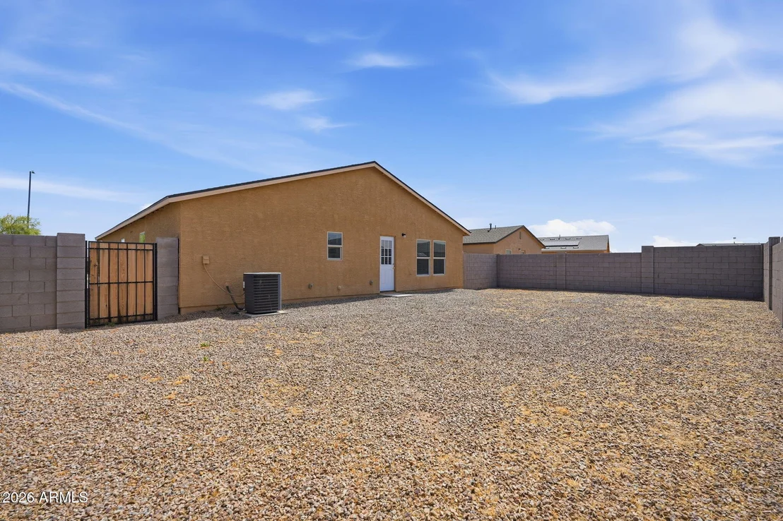Photo of 218 S APACHE Avenue