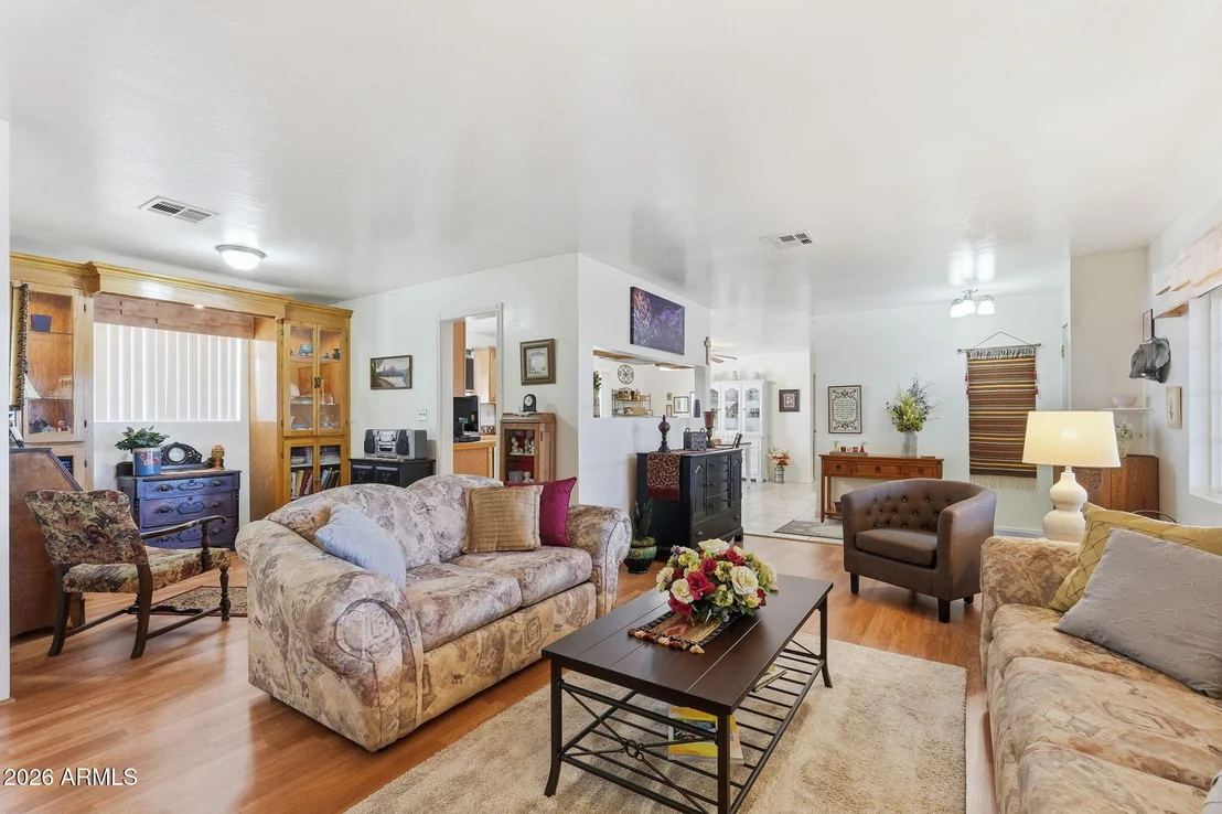 Photo of 2205 N HIGLEY Road