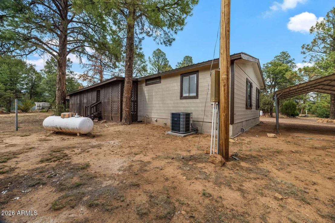 Photo of 3520 BUCKSKIN Road