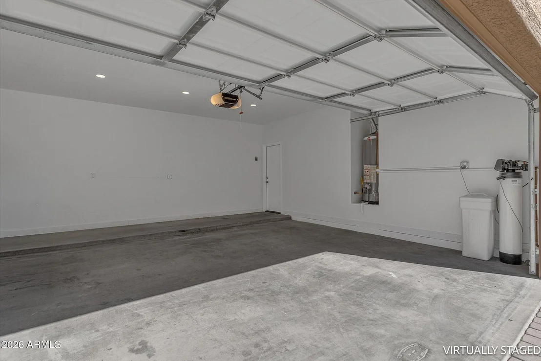 Photo of 2414 W JAKE Haven