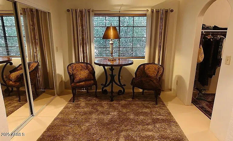 Photo of 712 W TREASURE Road