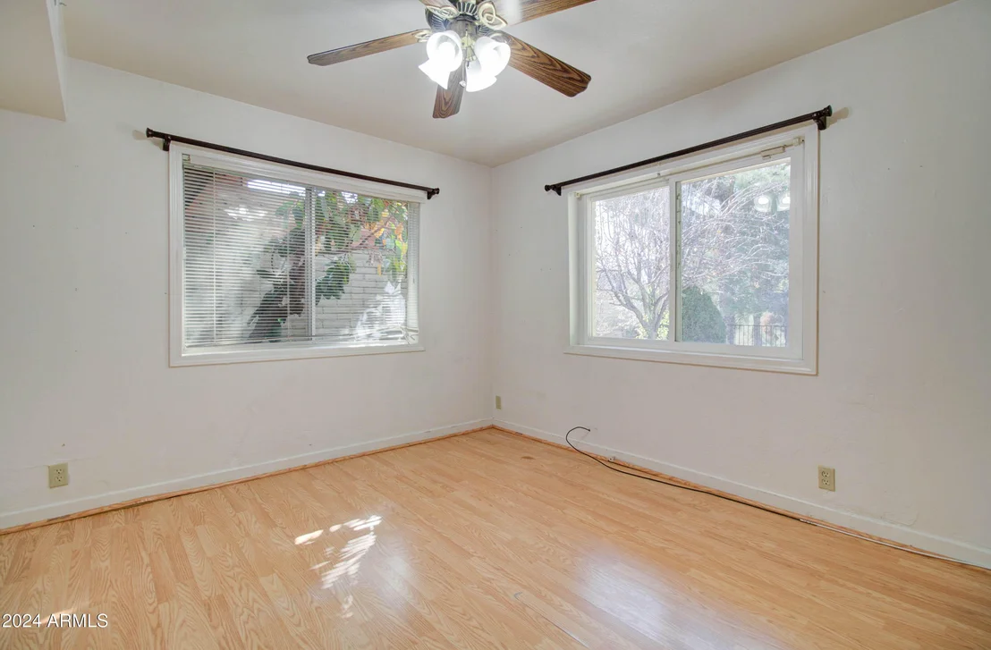 Photo of 295 E HUNTER Drive