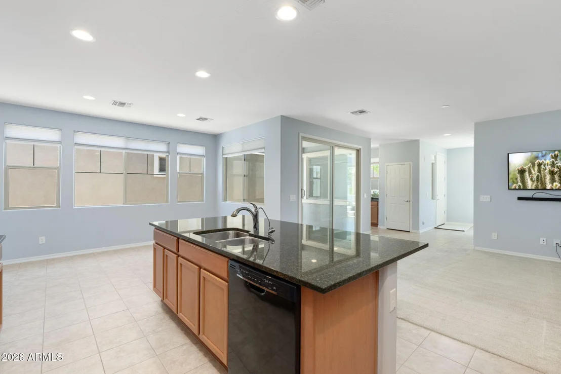 Photo of 3801 E ROBERT Street