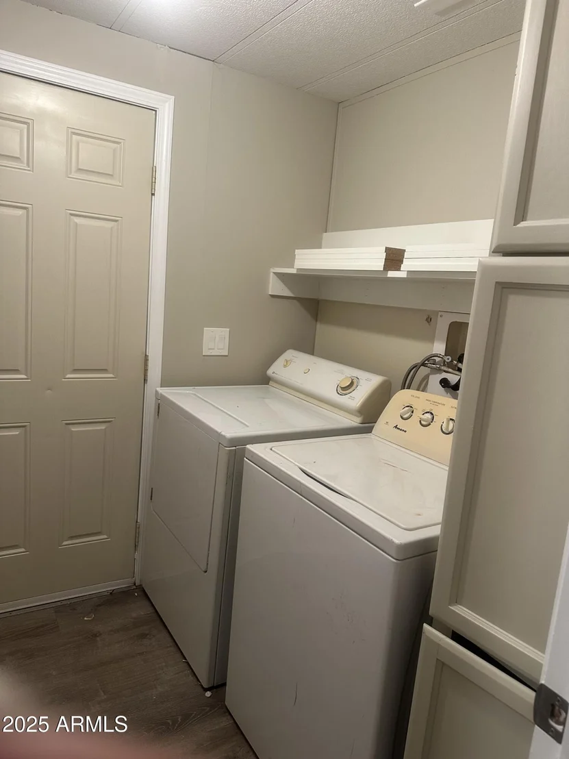 Photo of 76 W SUNSET Drive