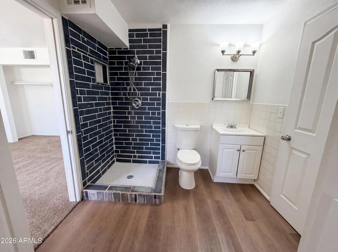 Photo of 1457 W 7TH Avenue