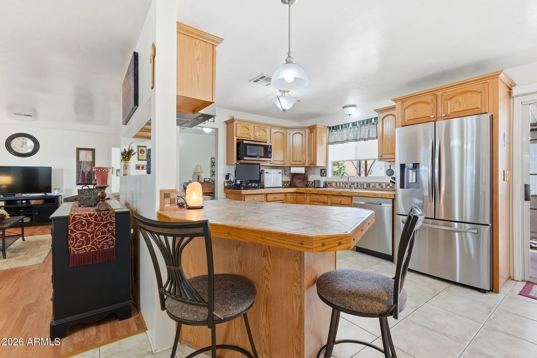 Photo of 2205 N HIGLEY Road