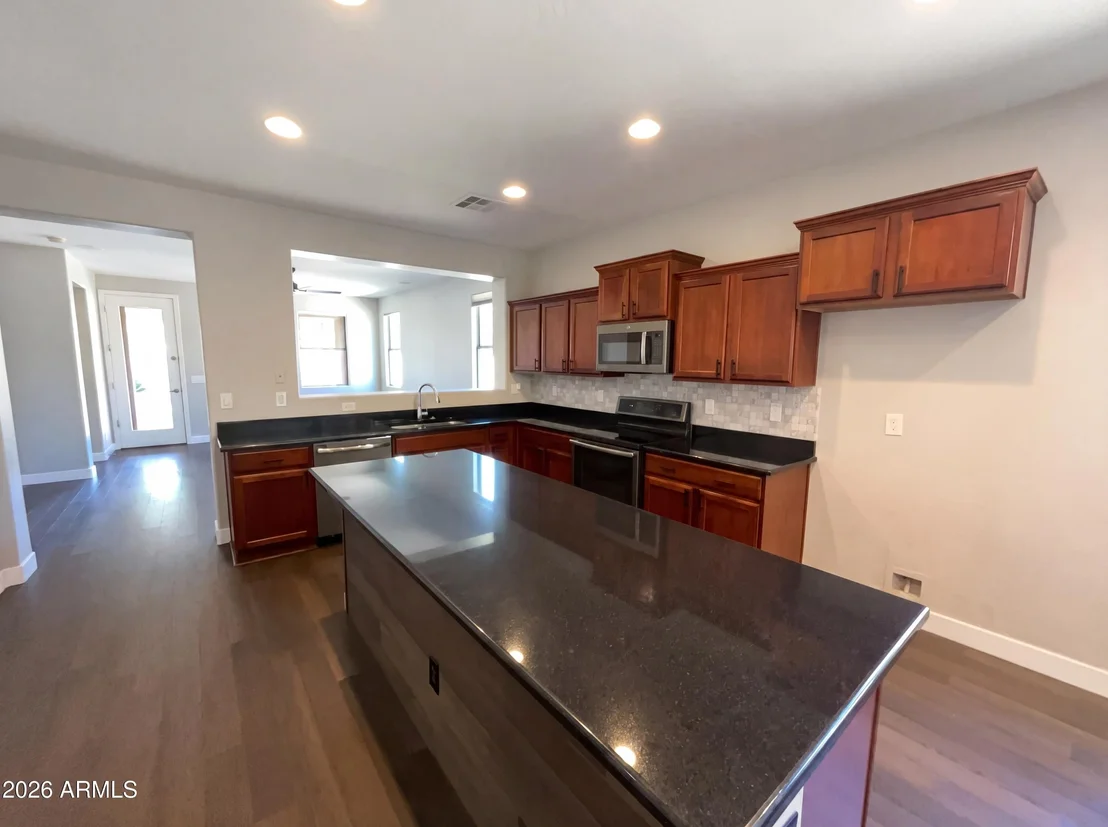 Photo of 4648 S TWINLEAF Drive