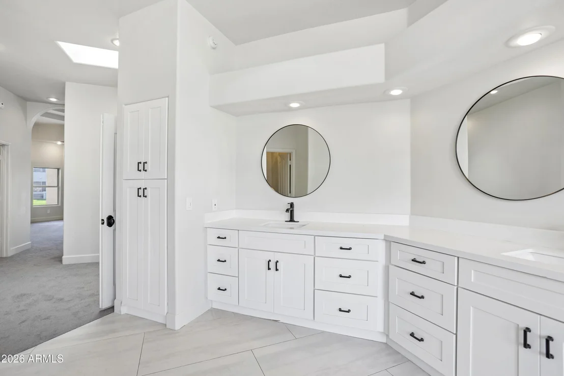 Photo of 1401 W SANDPIPER Drive