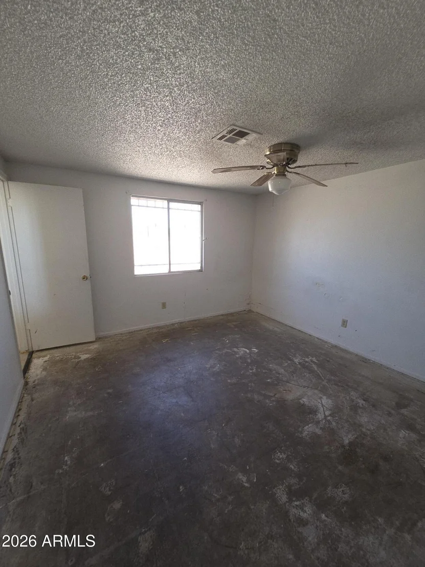 Photo of 1910 N 42ND Drive