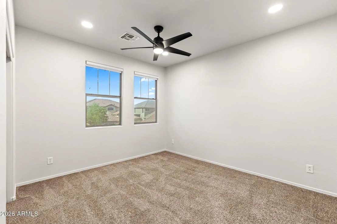 Photo of 5617 W CARSON Road