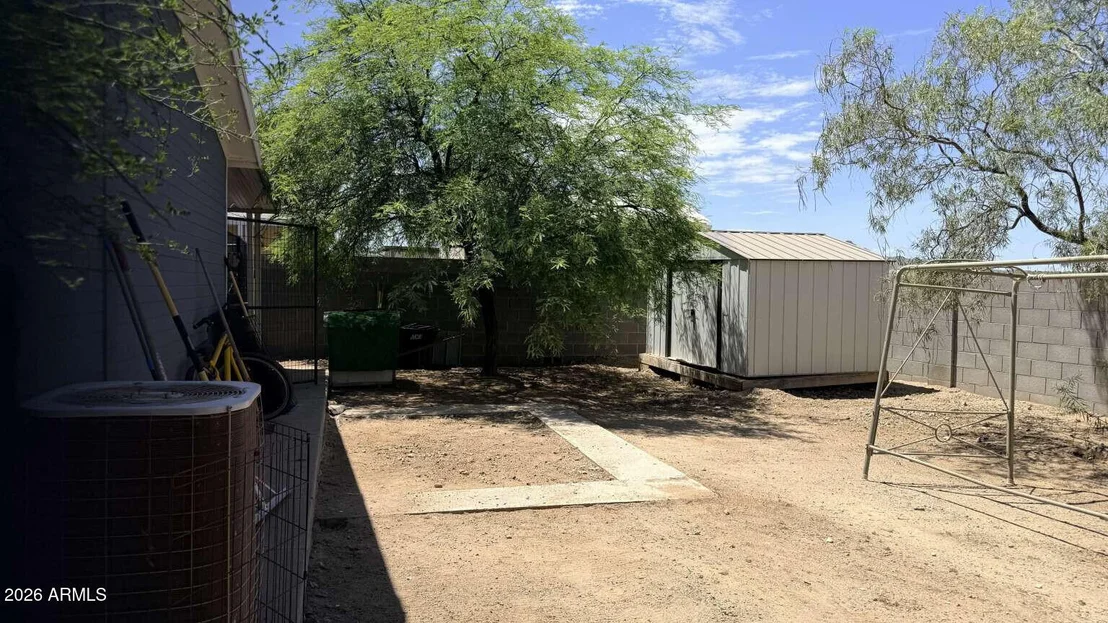 Photo of 609 W ANDREA Circle