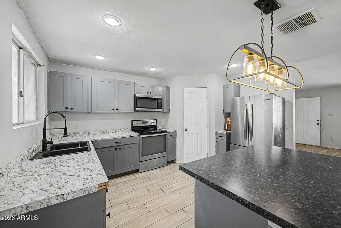 Photo of 4727 W OSBORN Road