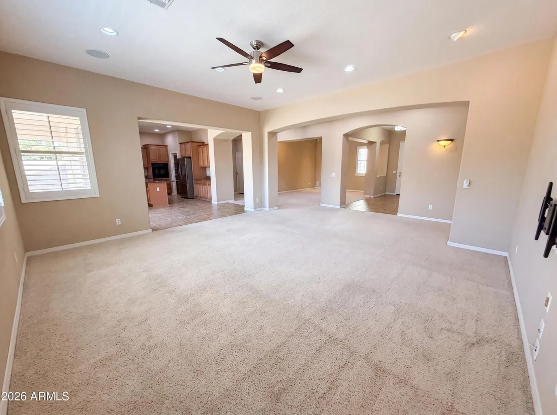 Photo of 3080 E POWELL Way