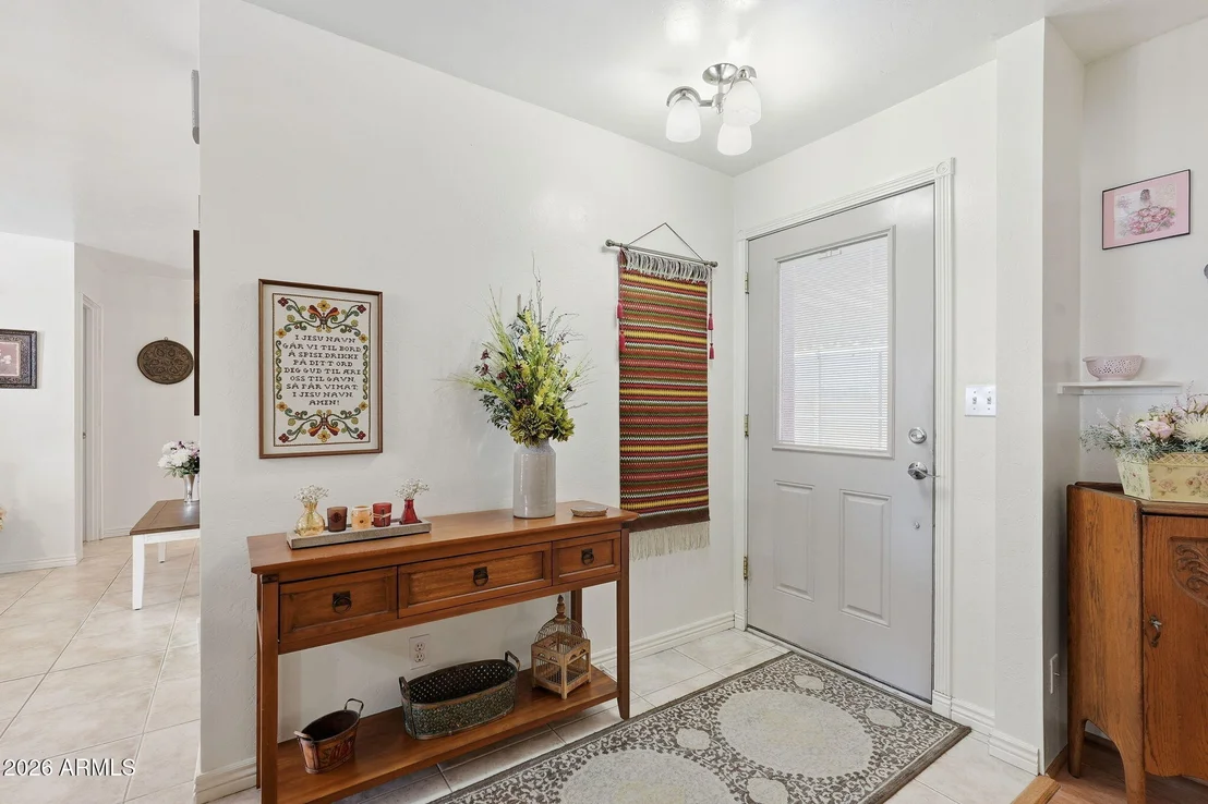 Photo of 2205 N HIGLEY Road