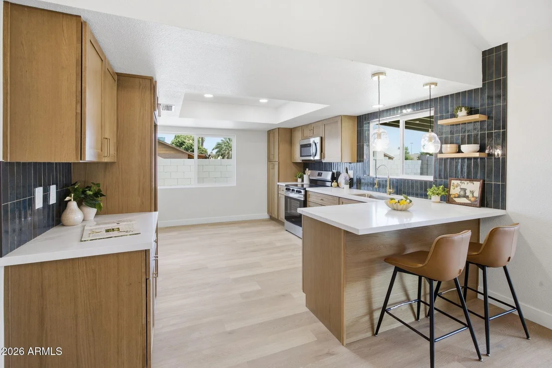 Photo of 4605 W ECHO Lane